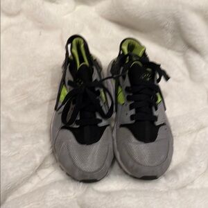 Kids Gray and Black Athletic Shoes Nike Huarache